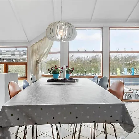 بيت للعطل Fy231-otterup-strandparken-71 *